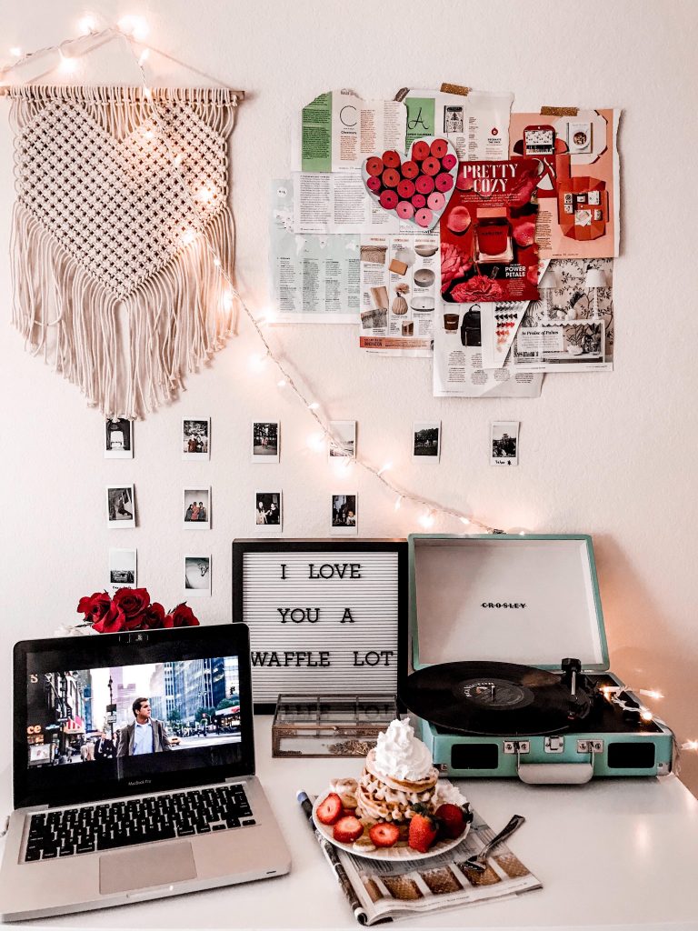 Polaroid Decor Ideas! – As Told By Michelle